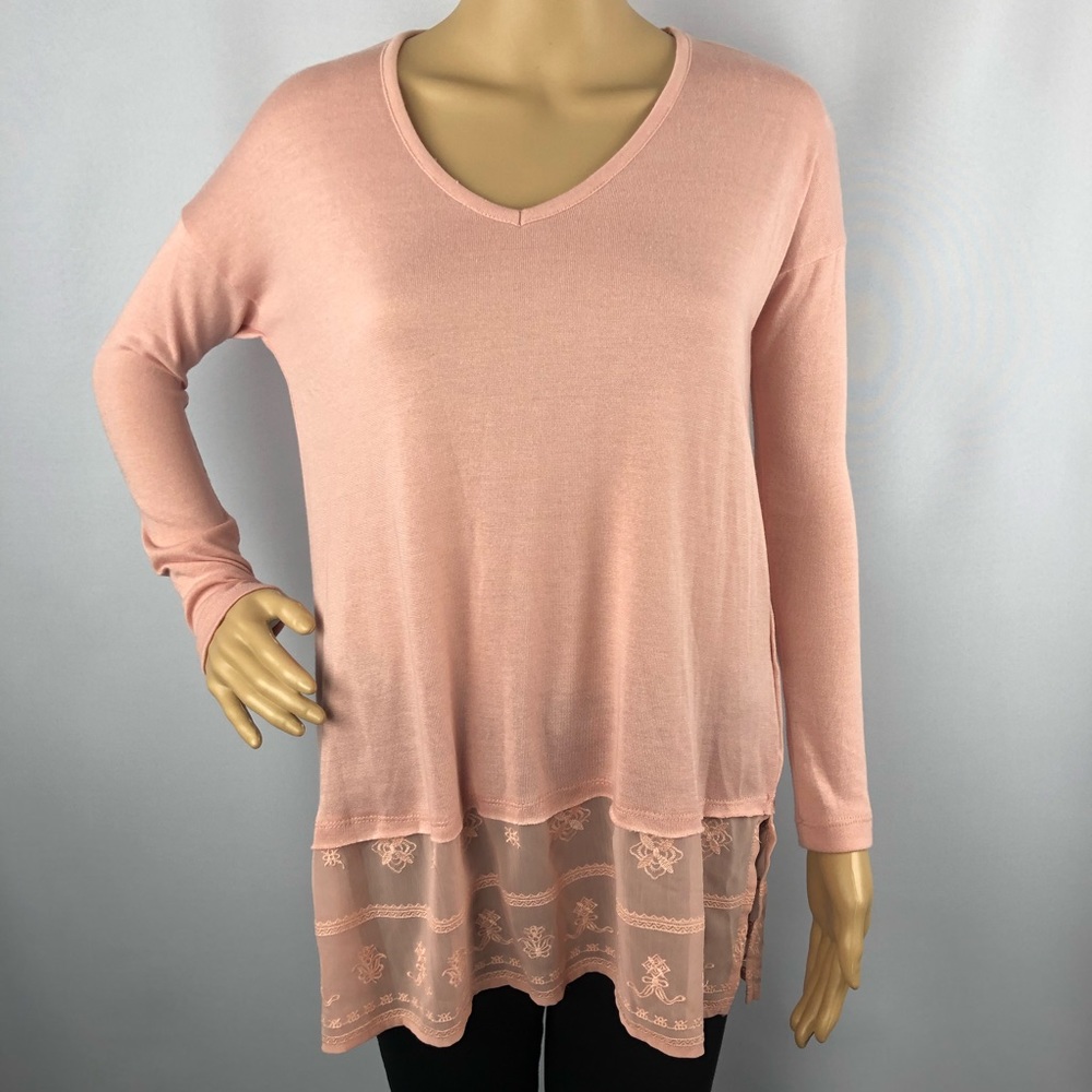 NWT Cloud Chaser Lightweight Sweater W/Embroidery
